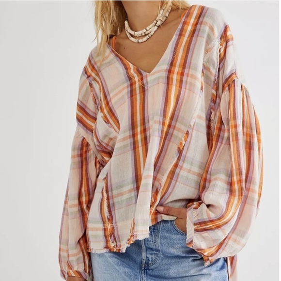 Free People Tops - Free People Solstice OVERSIZED top RUNS LARGE